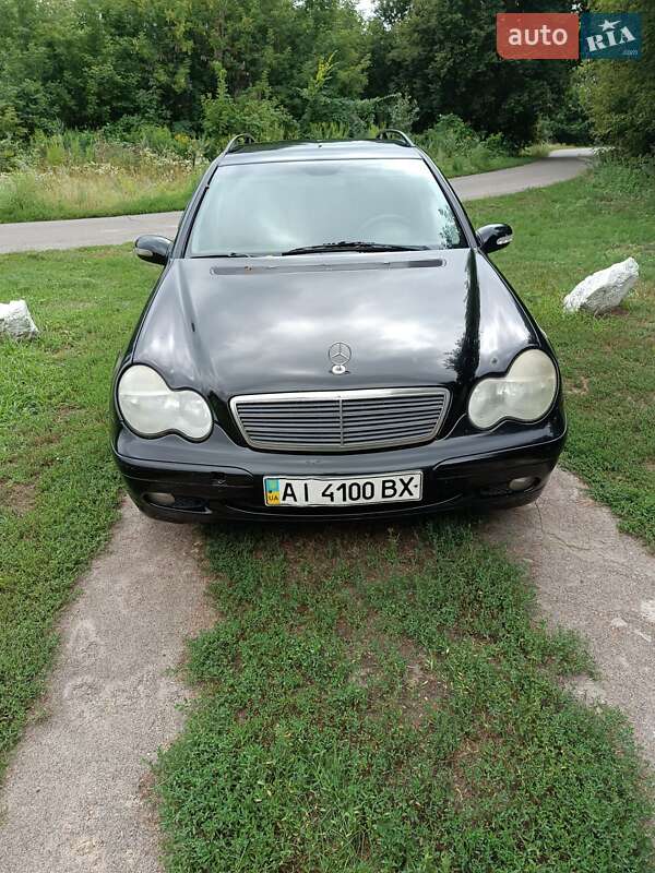 Универсал Mercedes-Benz C-Class 2003 в Березане