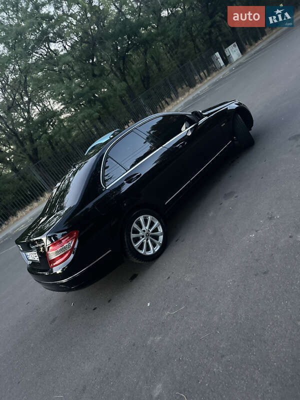 Седан Mercedes-Benz C-Class 2008 в Одессе