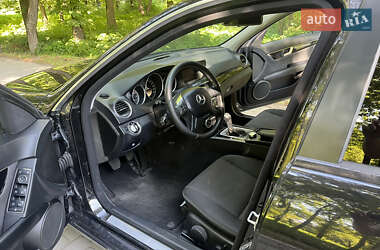 Универсал Mercedes-Benz C-Class 2013 в 