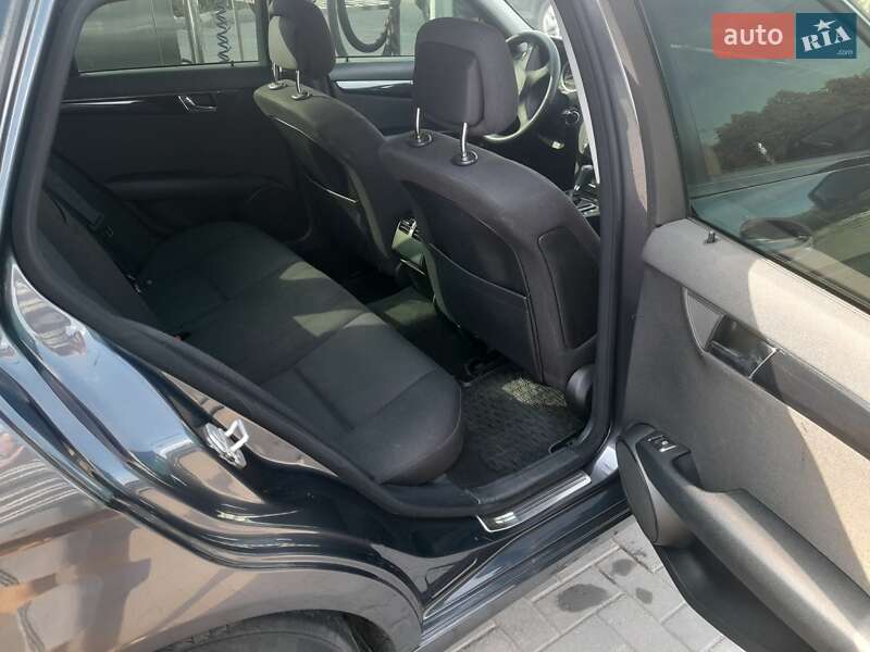 Универсал Mercedes-Benz C-Class 2008 в Кривом Роге
