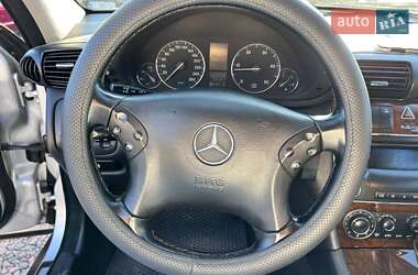 Универсал Mercedes-Benz C-Class 2004 в 