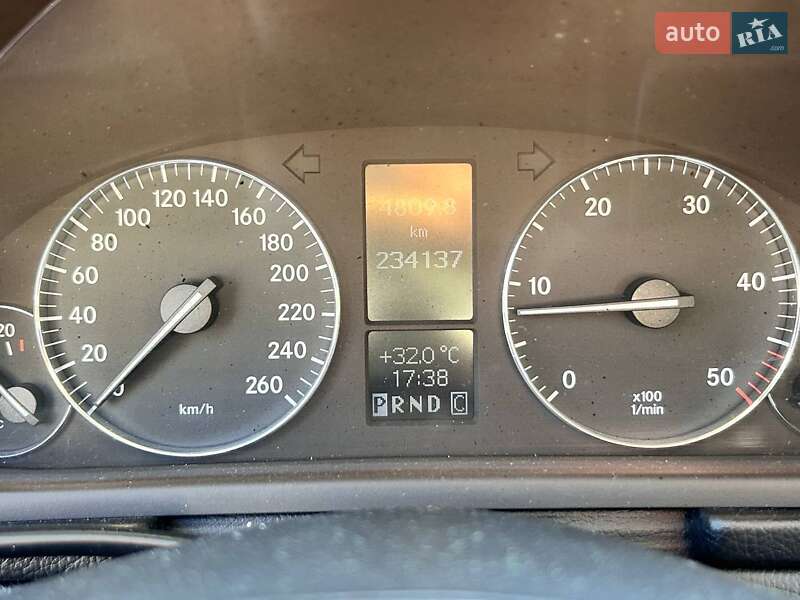 Универсал Mercedes-Benz C-Class 2004 в Одессе