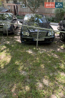 Седан Mercedes-Benz C-Class 2005 в 