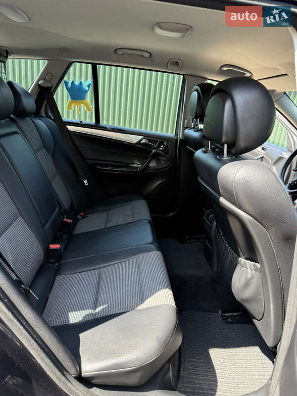 Универсал Mercedes-Benz C-Class 2005 в Сокале