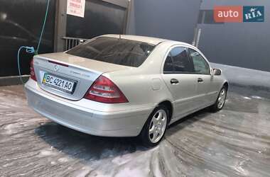 Седан Mercedes-Benz C-Class 2000 в 