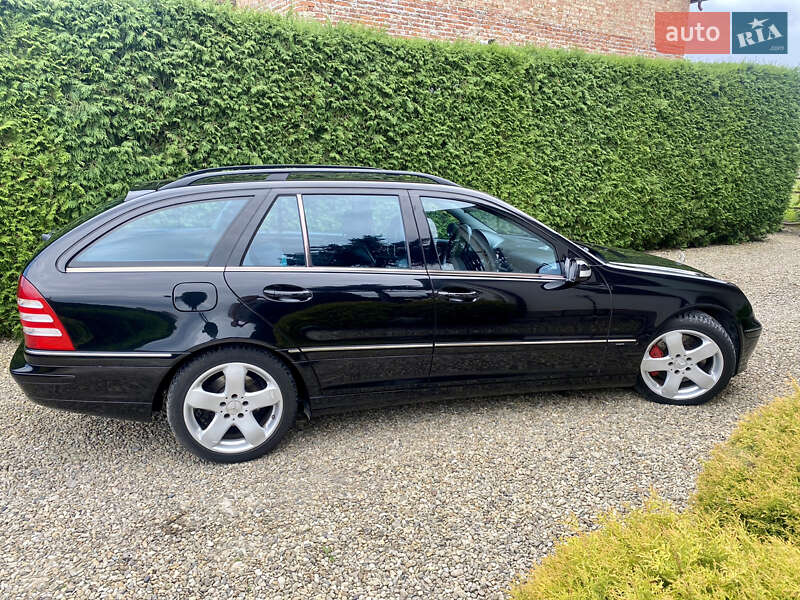 Універсал Mercedes-Benz C-Class 2004 в Львові