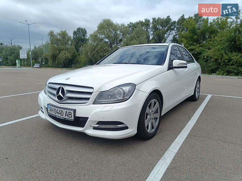 Седан Mercedes-Benz C-Class 2013 в 