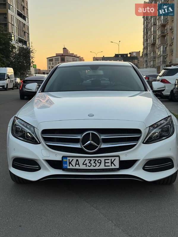 Седан Mercedes-Benz C-Class 2014 в Киеве