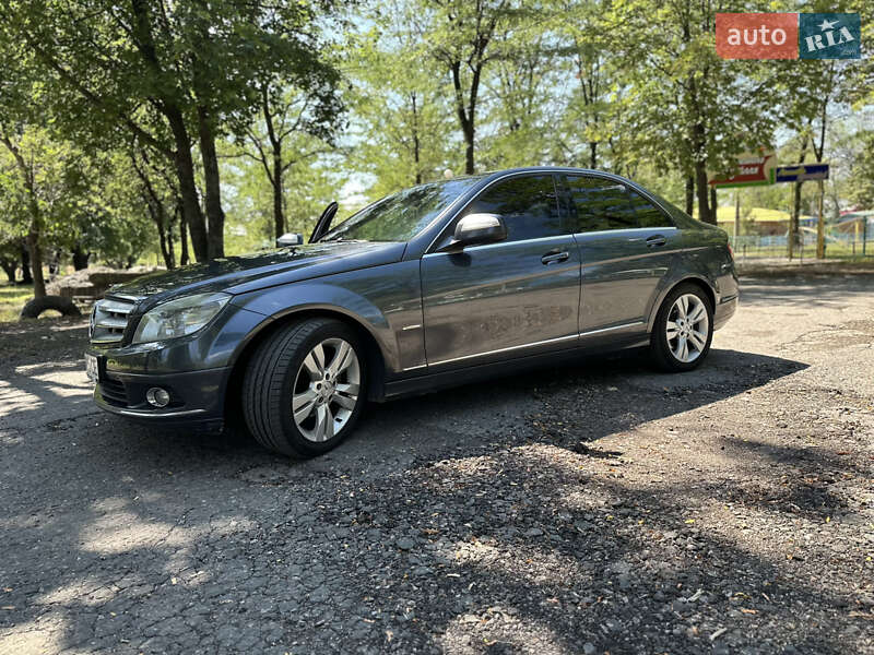 Седан Mercedes-Benz C-Class 2007 в Краматорске