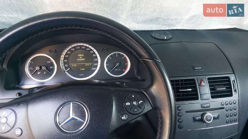 Универсал Mercedes-Benz C-Class 2010 в Ровно