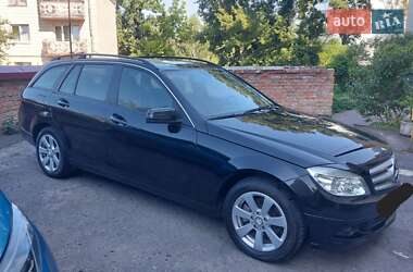 Універсал Mercedes-Benz C-Class 2010 в Рівному