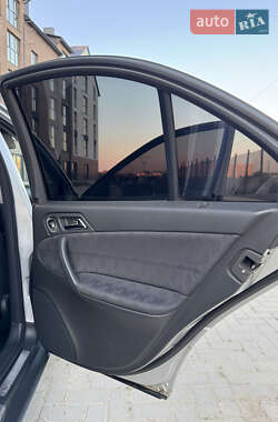 Седан Mercedes-Benz C-Class 2003 в 