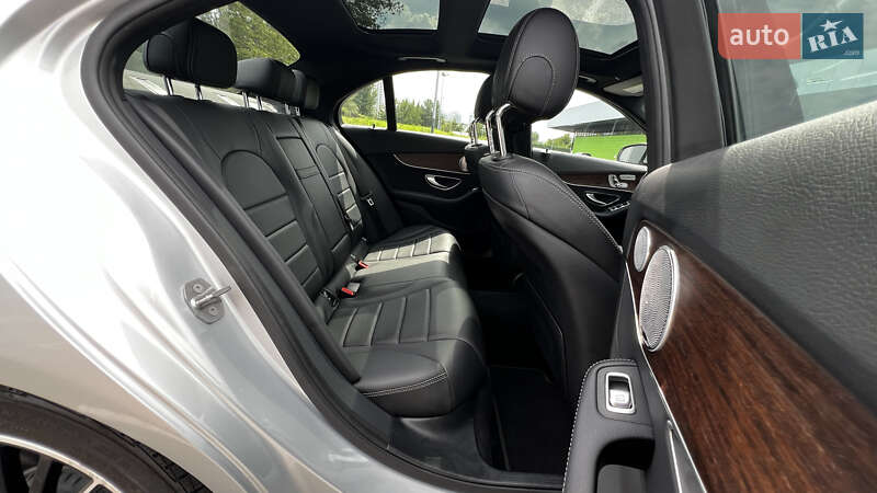 Седан Mercedes-Benz C-Class 2020 в Киеве