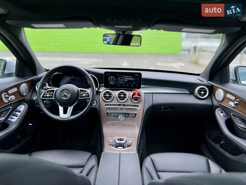 Седан Mercedes-Benz C-Class 2020 в Киеве