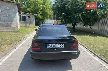 Седан Mercedes-Benz C-Class 1994 в Черновцах