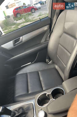 Седан Mercedes-Benz C-Class 2013 в 