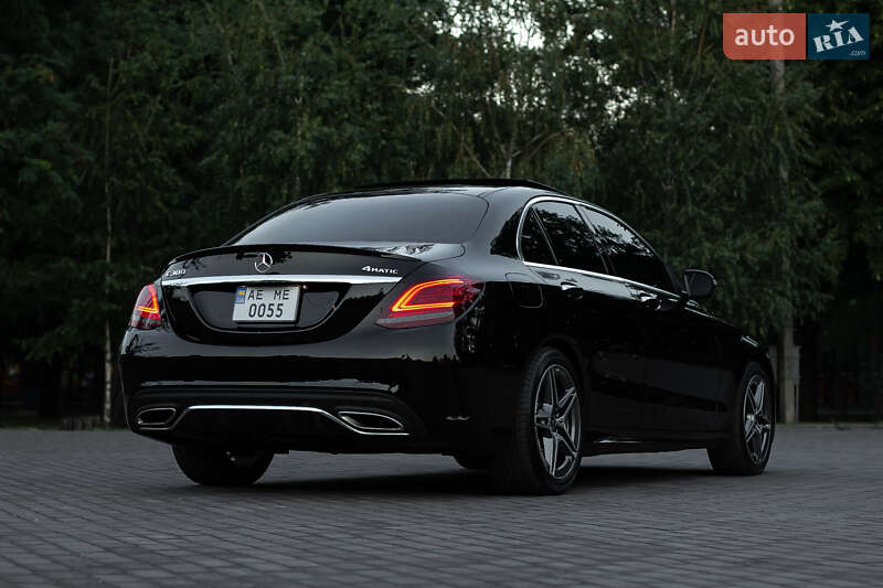 Седан Mercedes-Benz C-Class 2021 в Днепре