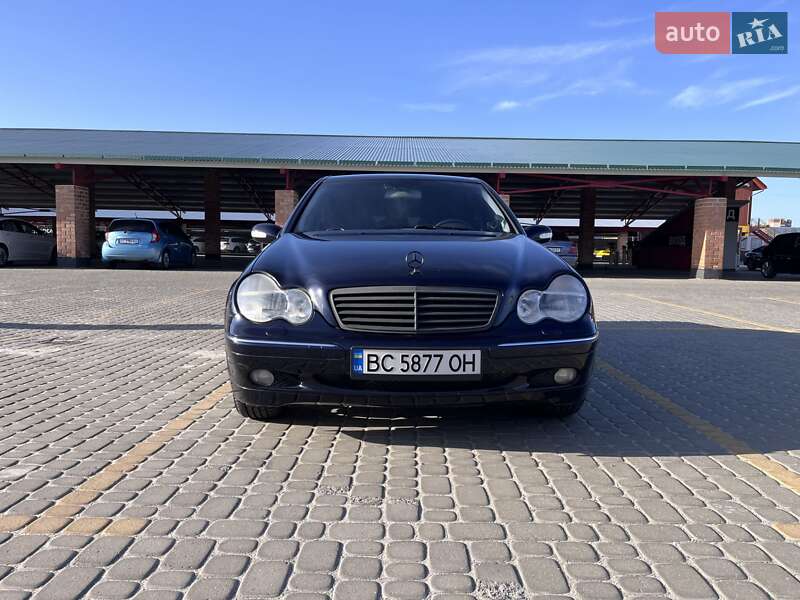 Седан Mercedes-Benz C-Class 2001 в Львове