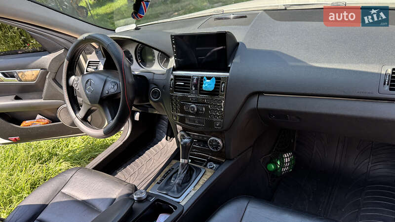 Седан Mercedes-Benz C-Class 2007 в Киеве