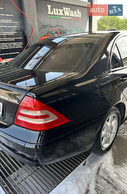 Седан Mercedes-Benz C-Class 2002 в 
