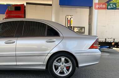 Седан Mercedes-Benz C-Class 2003 в 