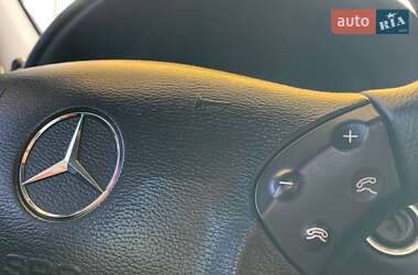 Седан Mercedes-Benz C-Class 2003 в 