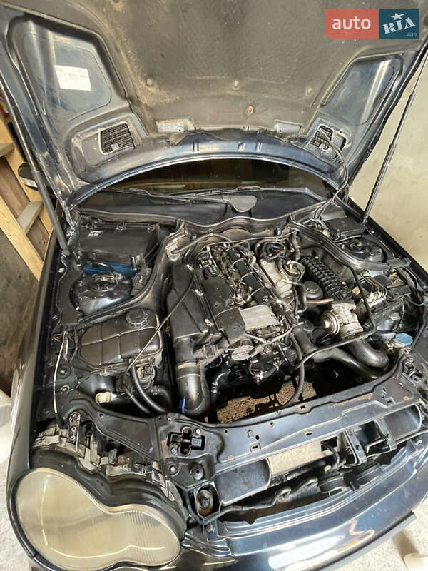 Седан Mercedes-Benz C-Class 2000 в Ивано-Франковске