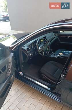 Универсал Mercedes-Benz C-Class 2011 в 