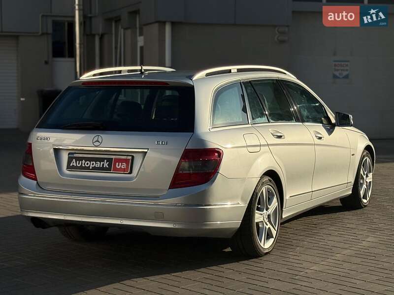 Универсал Mercedes-Benz C-Class 2008 в Одессе