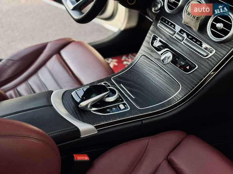 Седан Mercedes-Benz C-Class 2015 в Києві