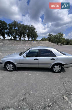 Седан Mercedes-Benz C-Class 1995 в 