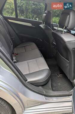 Универсал Mercedes-Benz C-Class 2009 в 