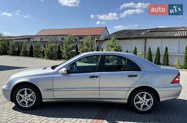 Седан Mercedes-Benz C-Class 2005 в 