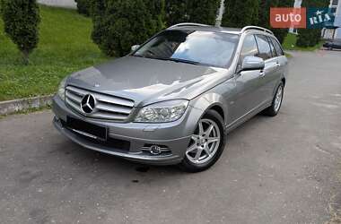 Універсал Mercedes-Benz C-Class 2009 в Хмельницькому