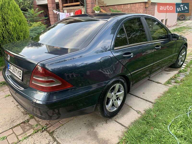 Седан Mercedes-Benz C-Class 2001 в Львове