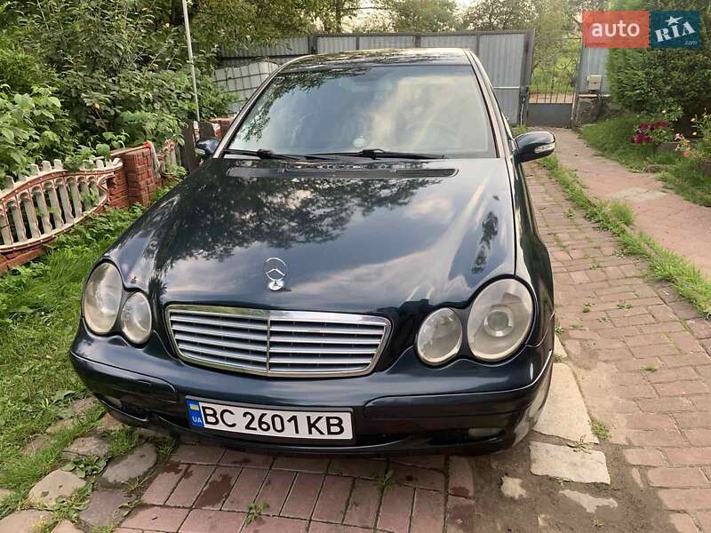 Седан Mercedes-Benz C-Class 2001 в Львове