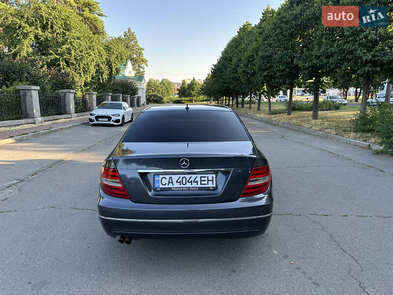 Седан Mercedes-Benz C-Class 2013 в Киеве