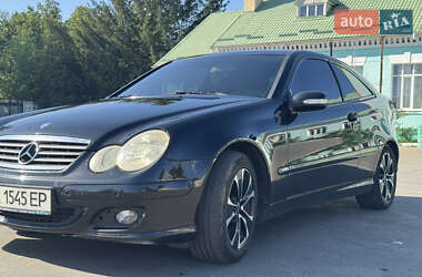 Купе Mercedes-Benz C-Class 2005 в 