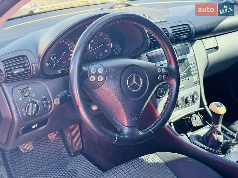Купе Mercedes-Benz C-Class 2005 в Гайвороне