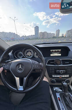 Купе Mercedes-Benz C-Class 2014 в 