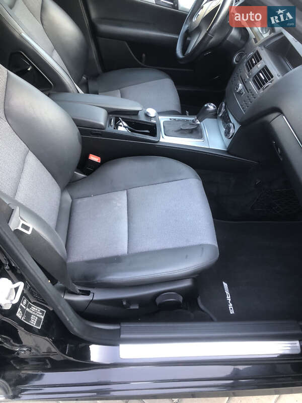 Универсал Mercedes-Benz C-Class 2009 в Луцке