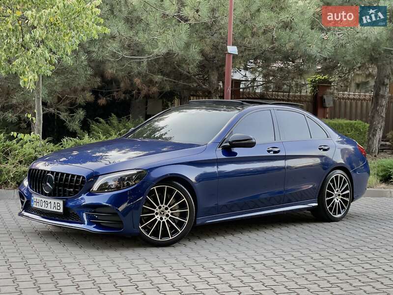 Mercedes-Benz C-Class 2019