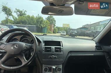 Седан Mercedes-Benz C-Class 2011 в 