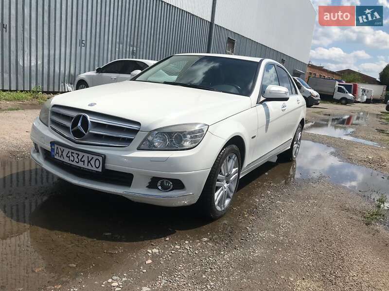 Mercedes-Benz C-Class 2007
