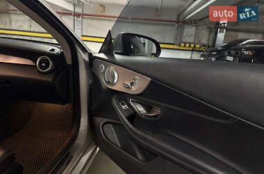 Купе Mercedes-Benz C-Class 2016 в 