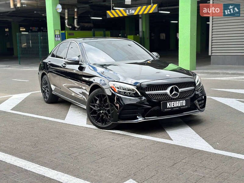 Mercedes-Benz C-Class 2021