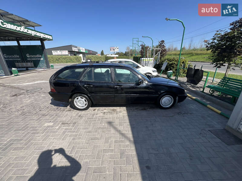 Универсал Mercedes-Benz C-Class 2000 в Виннице