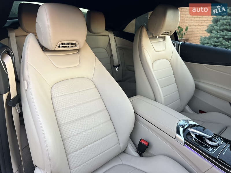 Кабриолет Mercedes-Benz C-Class 2019 в Киеве