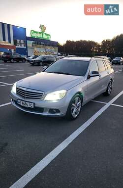 Універсал Mercedes-Benz C-Class 2008 в Києві