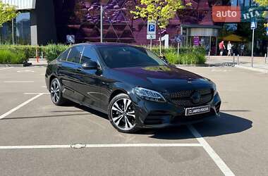 Седан Mercedes-Benz C-Class 2016 в Киеве